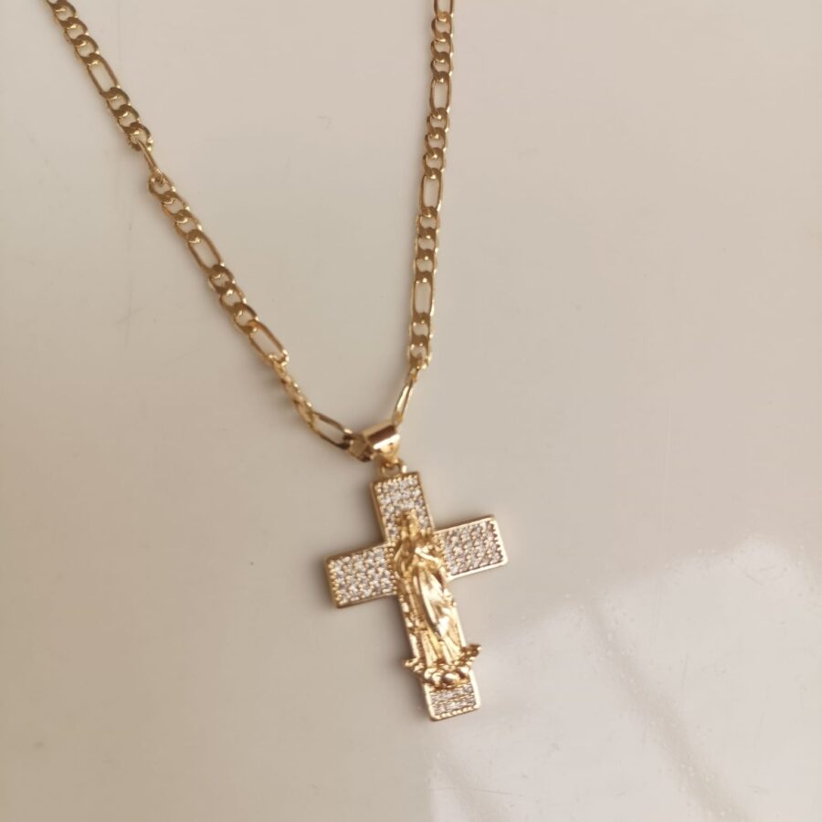 Collar Cruz Divina con Relieve y Cristales