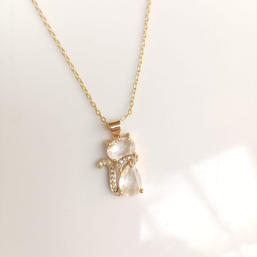 Collar Silueta Felina en Cristal Facetado