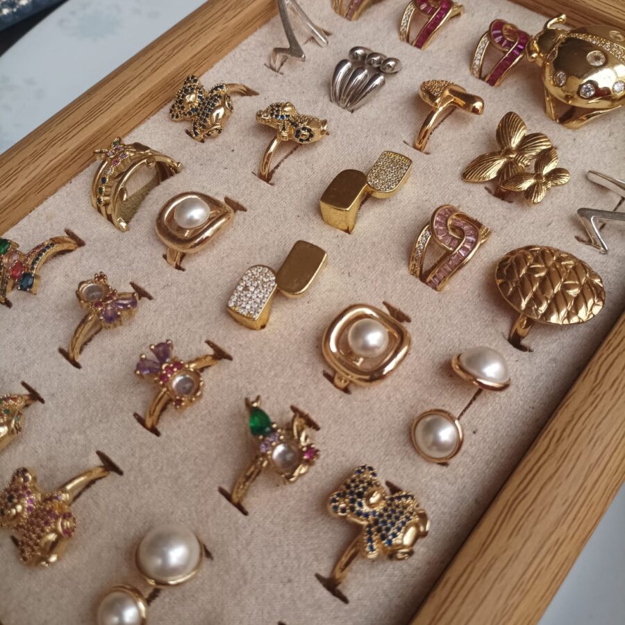 Anillo Ajustable "Golden Chic" (Variados)