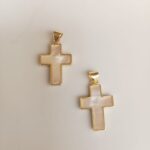 Dije Cruz "Pureza" de Nácar Natural